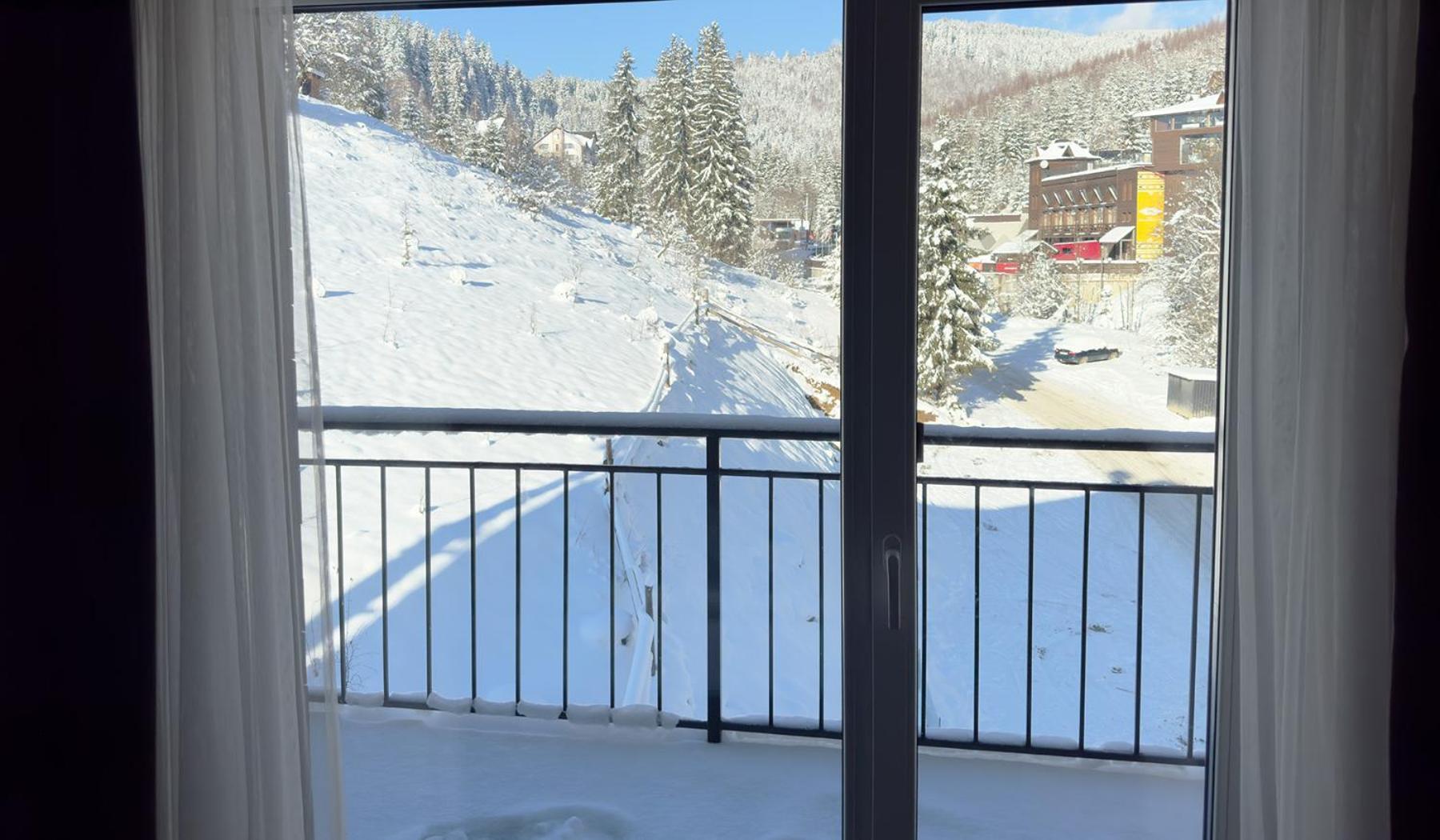 Loft Hotel Bukovel Eksteriør billede